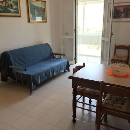 Trilocale Climatizzato La Vela In Baia Borgo (Apulia)