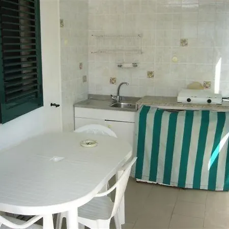 Trilocale Climatizzato La Vela In Baia Holiday home